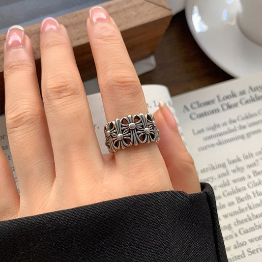 Clustered Crosses Ring