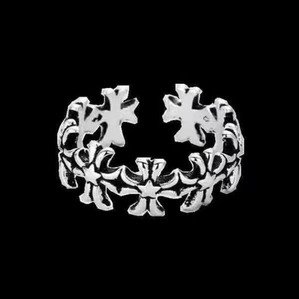 Clustered Gothic Cross Ring